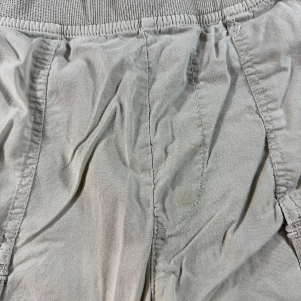 XCVI Cargo Shorts Womens XS Tan Good Elastic Waist Utility Pockets Stretch